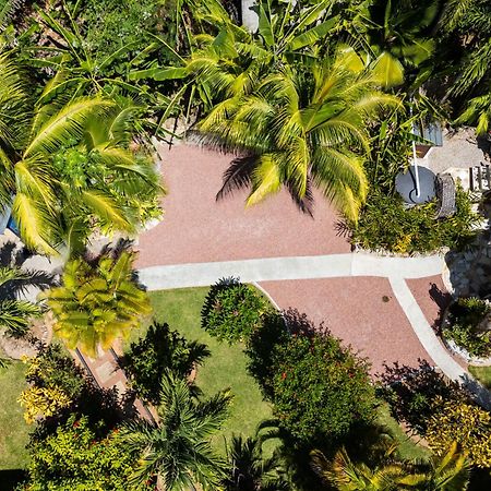 Nid'Aigle Lodge Baie Sainte Anne Exteriér fotografie